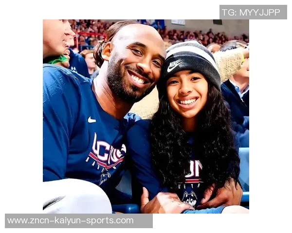 瓦妮莎携女儿观赛道奇不敌对手MLB世界大赛G4令人惋惜