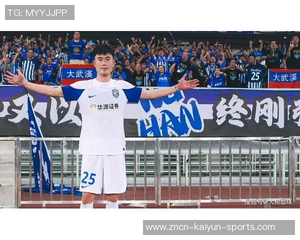 武汉三镇官方宣布邓涵文将在合同期满后友好离队的消息