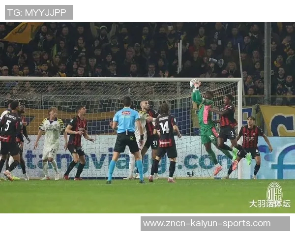 意天空报道莱奥福法纳缺席对阵萨索洛比赛进行单独训练 意天空报道莱奥福法纳缺席对阵萨索洛比赛进行单独训练