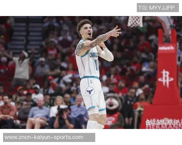 拉梅洛鲍尔因不文明手势被罚款三万五千美元引发热议