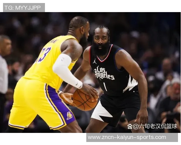 克里斯蒂全力参与训练营提升球队默契为新赛季做好充分准备